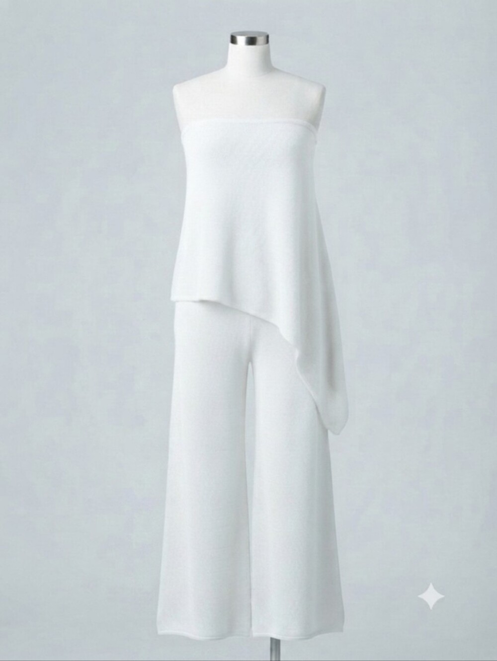 NWOT Asymmetric Strapless 2 Piece Knit Set  (0211)